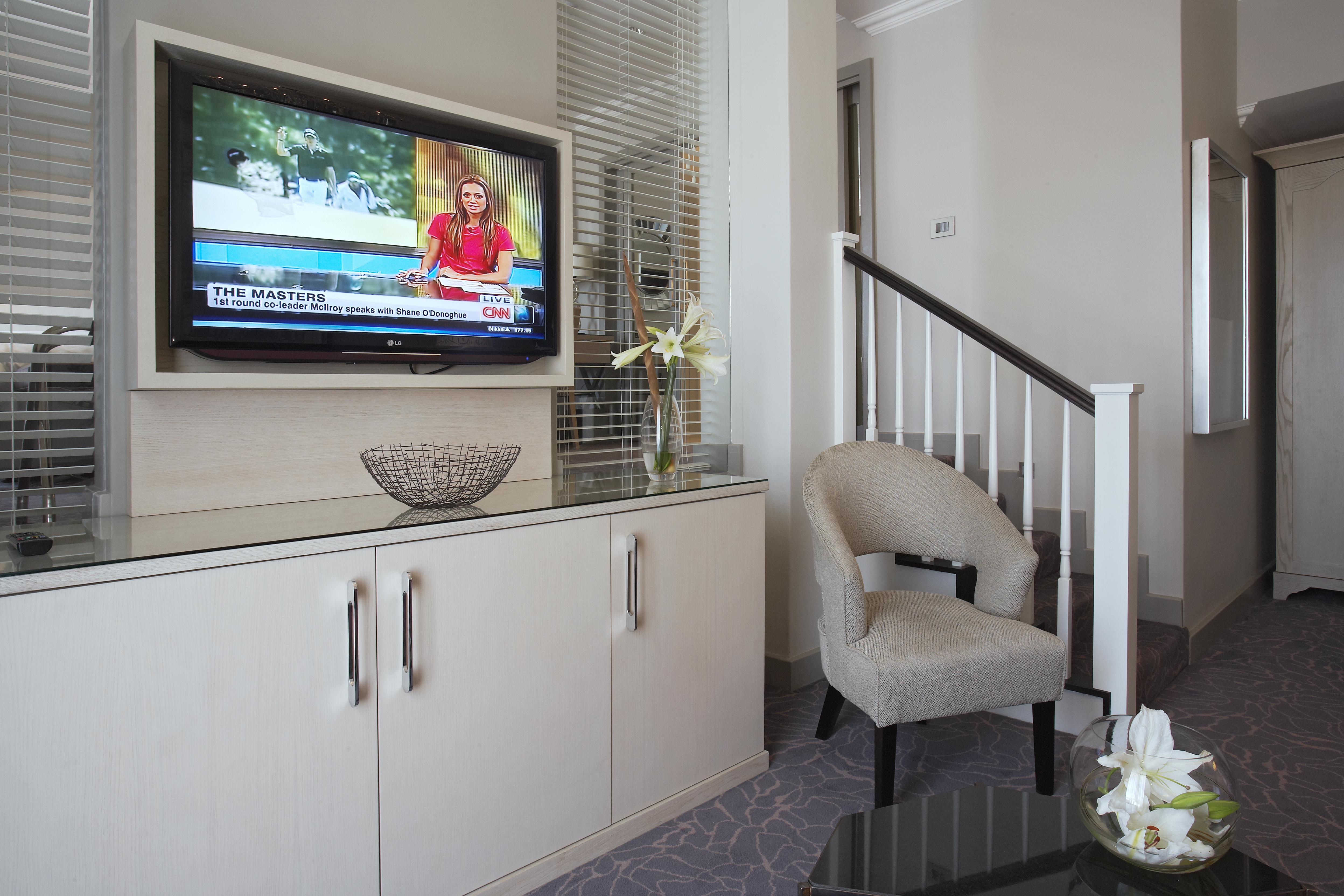Hotel Queen Victoria By Newmark Cape Town